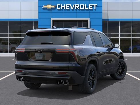Used 2026 Chevrolet Traverse LT w/ Midnight/Sport Edition AWD/4WD image 4