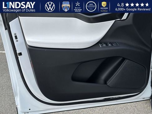Used 2019 Tesla Model X Performance image 9