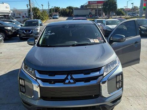 Used 2021 Mitsubishi Outlander Sport SE image 1