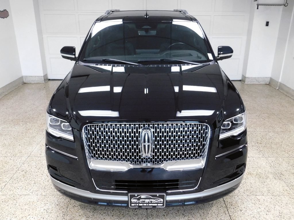 Used 2024 Lincoln Navigator Reserve w/ Equipment Group 201A AWD/4WD image 11