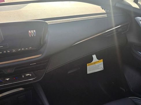 New 2026 Buick Envision Avenir AWD/4WD image 16