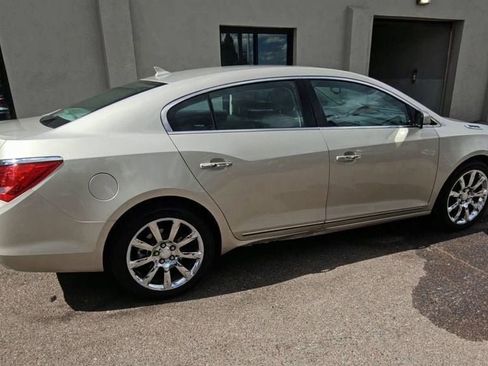 Used 2014 Buick LaCrosse Leather w/ Driver Confidence Package image 8
