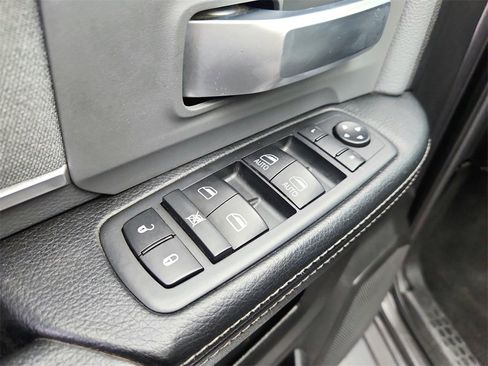 Used 2019 RAM 2500 Big Horn image 16