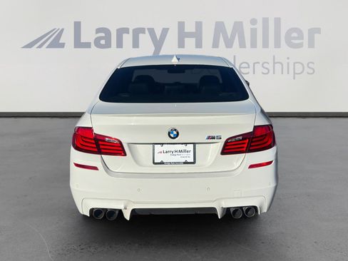Used 2013 BMW M5 image 4
