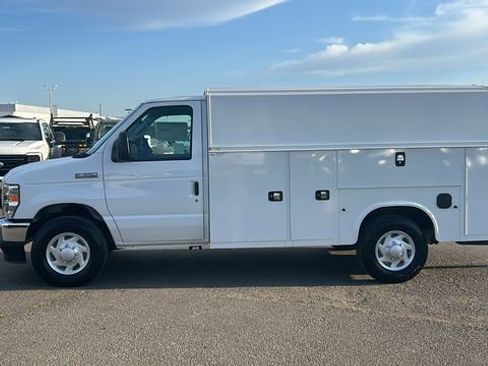 New 2026 Ford E-350 and Econoline 350 Super Duty w/ Power Equipment Group RWD image 2