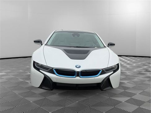 Used 2016 BMW i8 image 8