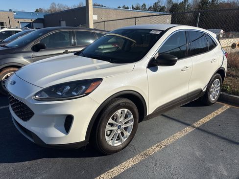 Used 2022 Ford Escape SE w/ Convenience Package image 1