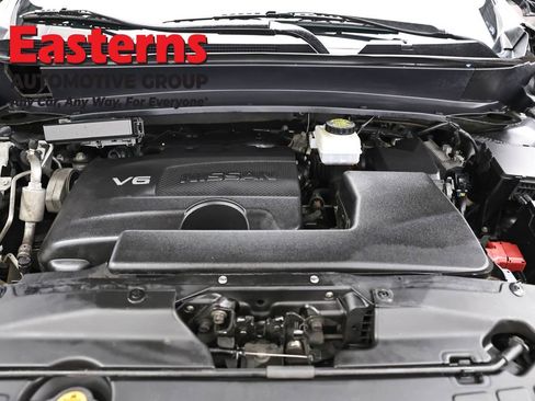 Used 2020 Nissan Pathfinder SL AWD/4WD image 7