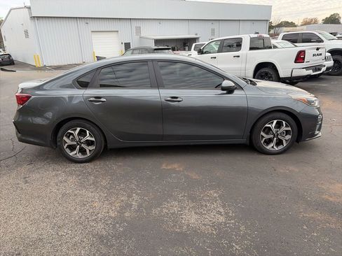 Used 2021 Kia Forte LXS image 8