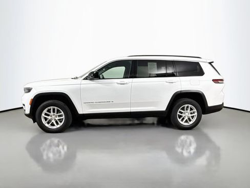 Used 2024 Jeep Grand Cherokee L Laredo AWD/4WD image 4