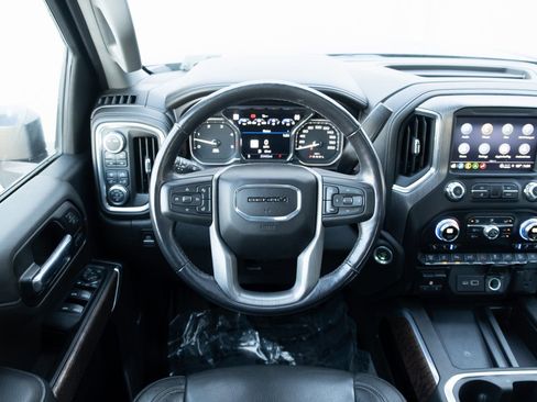 Used 2022 GMC Sierra 3500 Denali w/ Denali Black Diamond Edition image 2