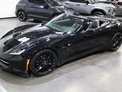Used 2014 Chevrolet Corvette Stingray Convertible w/ 3LT Preferred Equipment Group RWD image 19