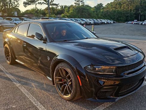Used 2023 Dodge Charger SRT Hellcat RWD image 16