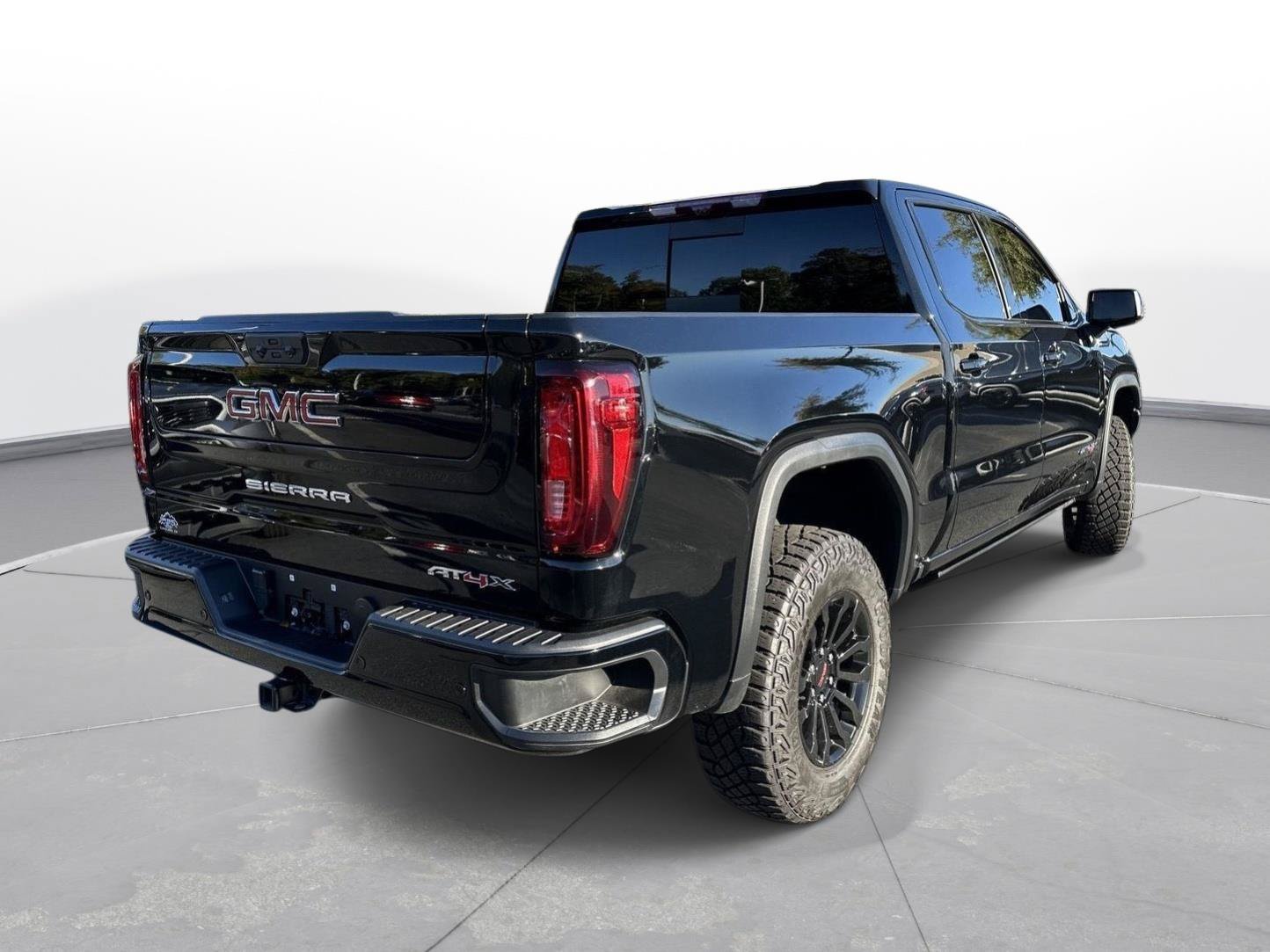 Used 2023 GMC Sierra 1500 AT4X AWD/4WD image 6