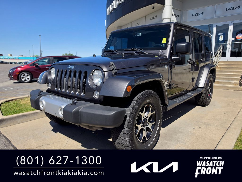 Used 2014 Jeep Wrangler Unlimited Sahara w/ Max Tow Package AWD/4WD image 1