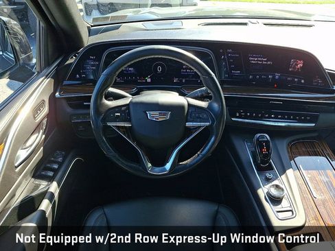 Used 2023 Cadillac Escalade ESV Luxury AWD/4WD image 16
