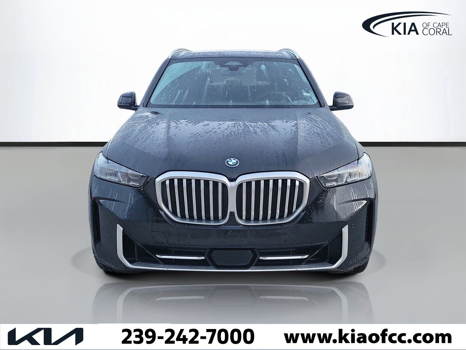 Used 2025 BMW X5 xDrive50e AWD/4WD image 2