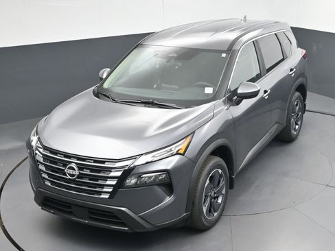 New 2026 Nissan Rogue SV image 30