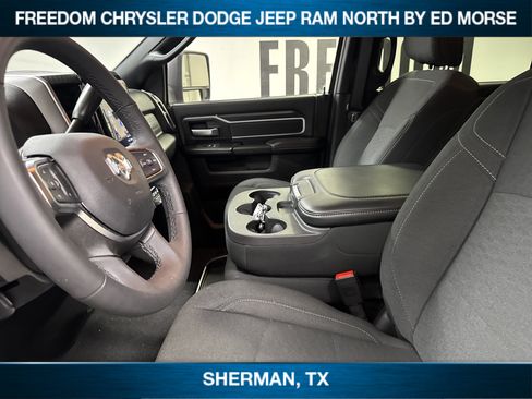 Used 2026 RAM 2500 Big Horn AWD/4WD image 7