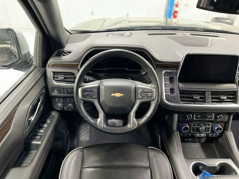 Used 2024 Chevrolet Tahoe Premier AWD/4WD image 11