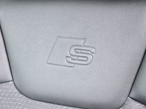 Used 2022 Audi Q5 e Prestige image 16