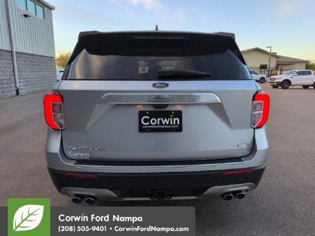 Used 2020 Ford Explorer Platinum w/ Premium Technology Package AWD/4WD image 4