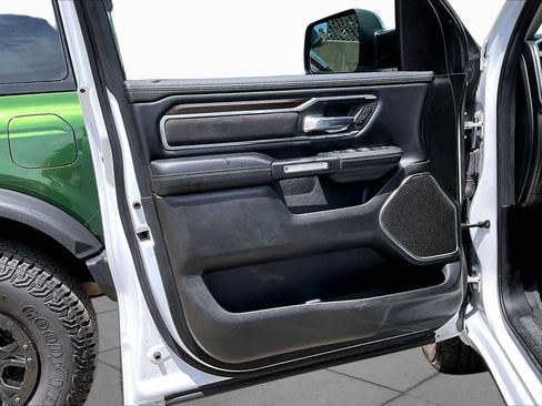 Used 2022 RAM 1500 Laramie AWD/4WD image 25