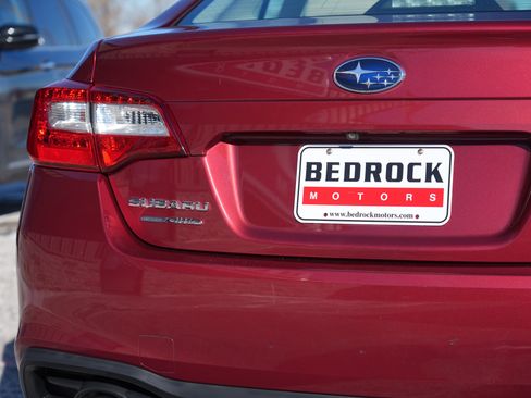 Used 2018 Subaru Legacy 2.5i Premium w/ Eyesight & BSD & Rcta & HBA image 10