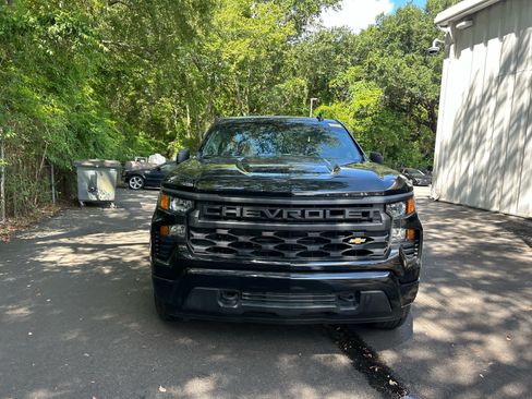 Used 2023 Chevrolet Silverado 1500 Custom AWD/4WD image 7