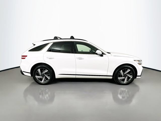 Certified 2026 Genesis GV70 3.5T Sport Advanced AWD/4WD image 4