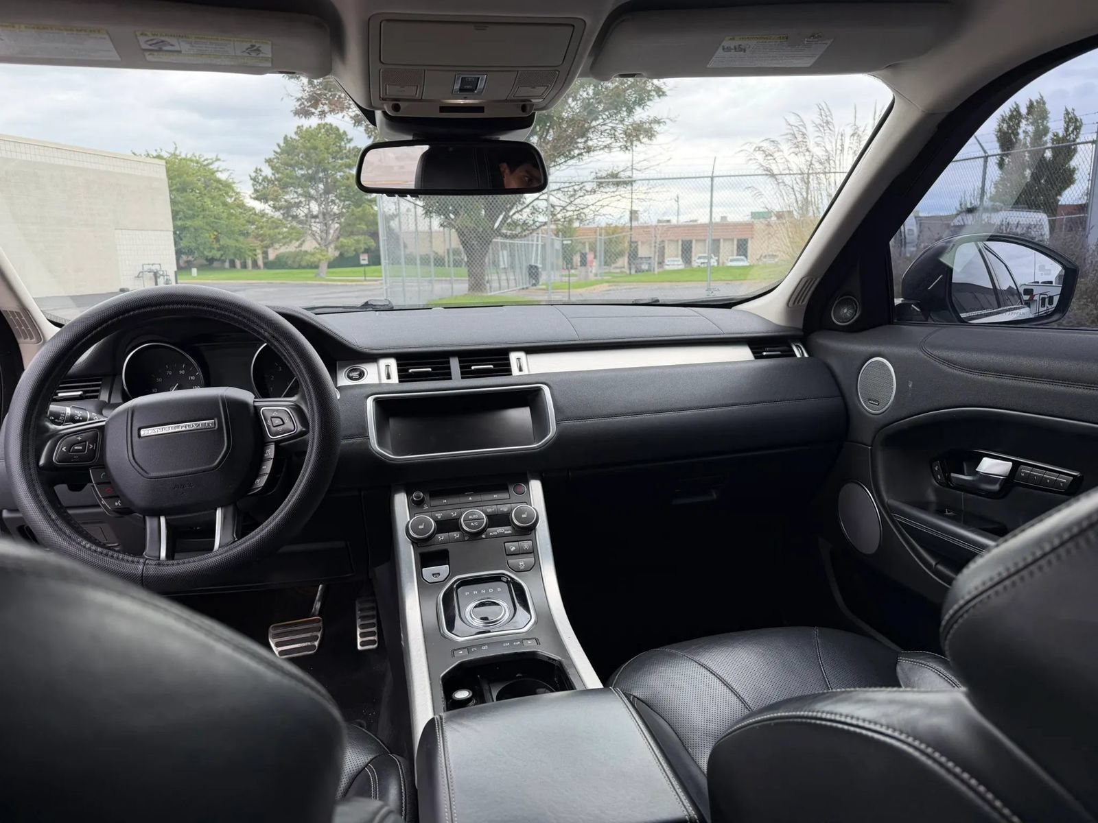 Used 2017 Land Rover Range Rover Evoque HSE AWD/4WD image 13