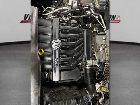 Used 2022 Volkswagen Atlas Cross Sport SE image 13