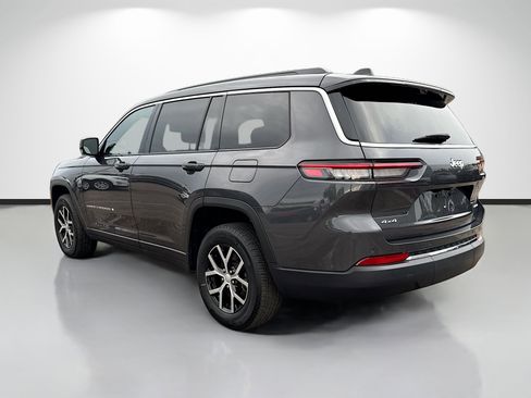Used 2024 Jeep Grand Cherokee L Limited w/ Luxury Tech Group II image 5