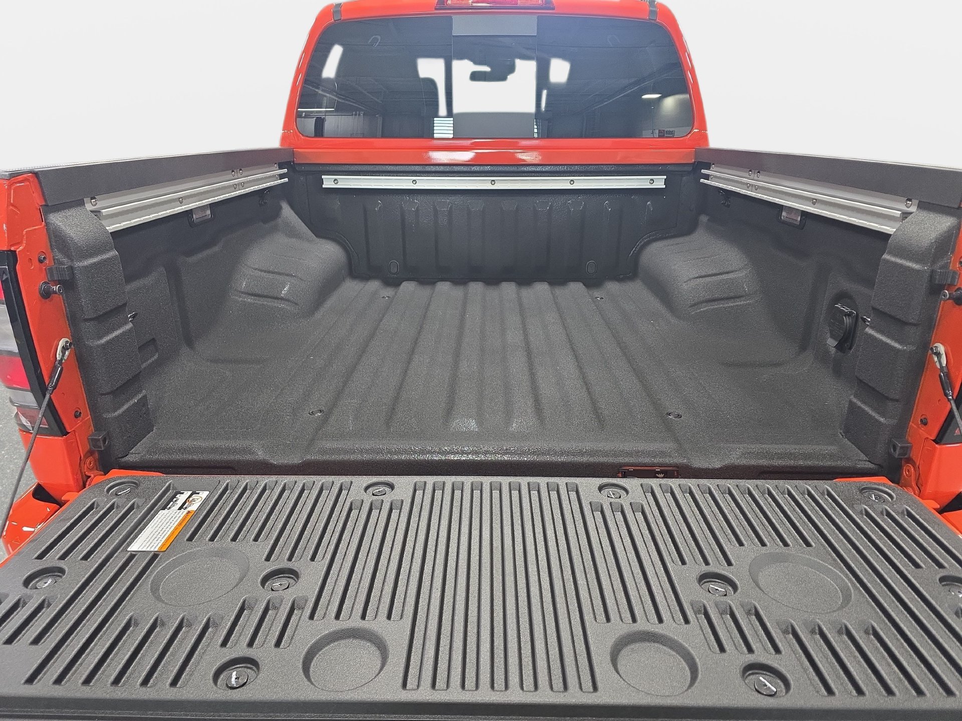 New 2027 Nissan Frontier PRO-4X w/ Pro Convenience Package AWD/4WD image 12