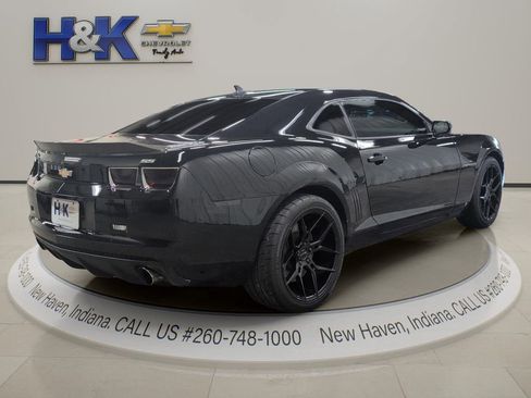 Used 2010 Chevrolet Camaro SS RWD image 6