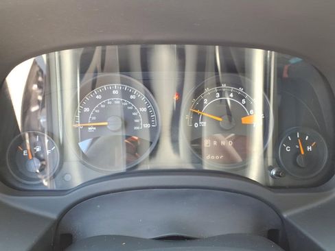 Used 2016 Jeep Compass Sport FWD image 30
