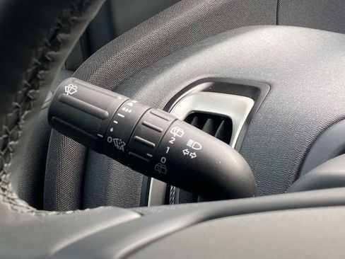 New 2025 Ford Expedition Active RWD image 19