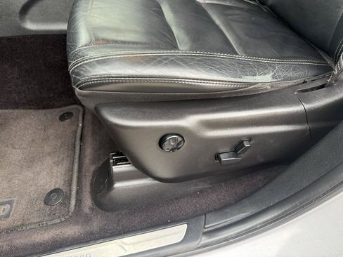 Used 2017 Jeep Grand Cherokee Limited RWD image 13