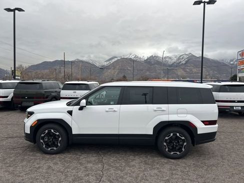 New 2026 Hyundai Santa Fe SE image 8