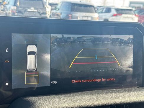 Used 2024 Toyota Land Cruiser image 38