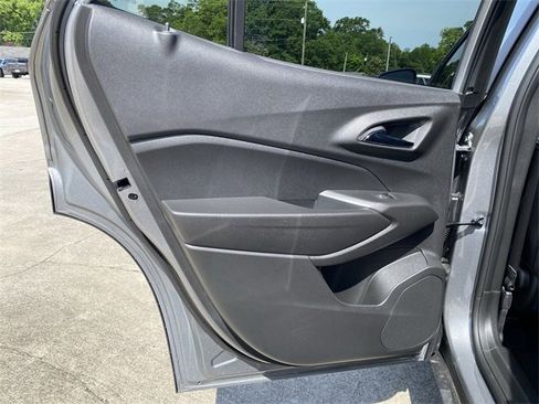 New 2025 Chevrolet Trax RS w/ Driver Confidence Package image 24