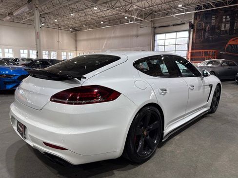 Used 2015 Porsche Panamera GTS image 38