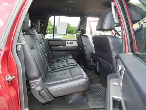 Used 2015 Ford Expedition EL XLT w/ Equipment Group 202A AWD/4WD image 19