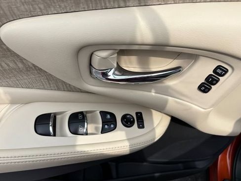 Used 2021 Nissan Murano SL AWD/4WD image 19