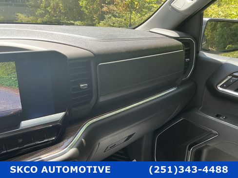 Used 2023 Chevrolet Silverado 1500 LT AWD/4WD image 24