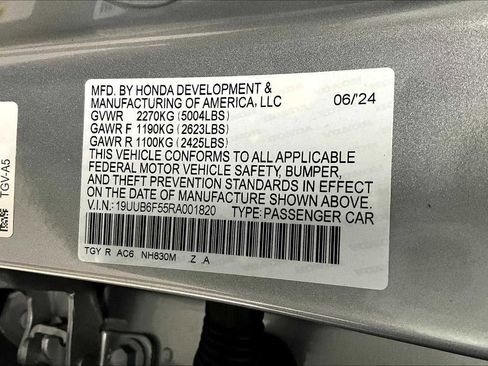 Used 2024 Acura TLX SH-AWD w/ A-SPEC Pkg image 19