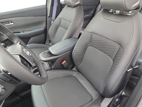 New 2026 Nissan Leaf Platinum+ w/ Cargo Package (Platinum+) image 15