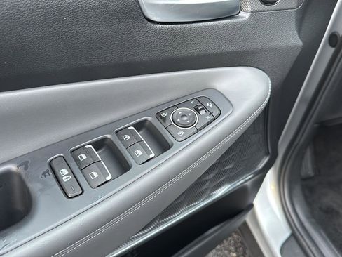 Used 2023 Hyundai Santa Fe Limited image 30