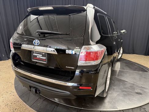 Used 2012 Toyota Highlander Limited AWD/4WD image 7