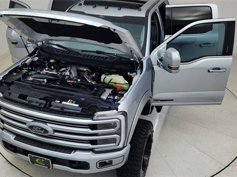Used 2024 Ford F250 Limited w/ FX4 Off-Road Package image 90